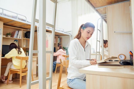 2025年新疆大学同等学力申硕招生条件