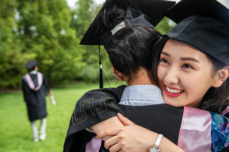 华侨大学在职研究生招生学院
