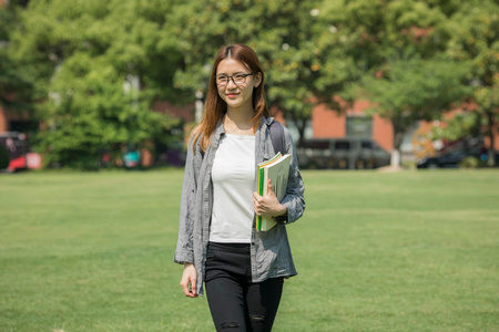 加拿大女王大学金融管理中外合办招生动态