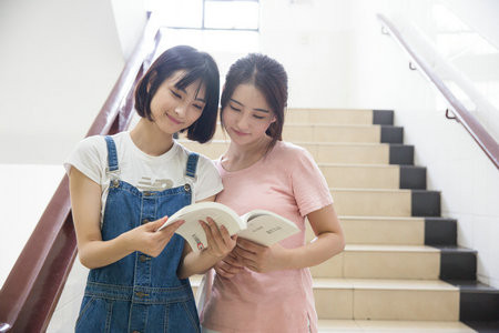 中南民族大学在职研究生招生学院有哪些？