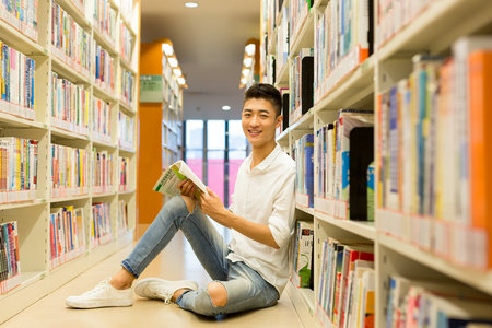 艺术学在职研究生招生流程
