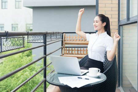 湖北大学在职研究生招生简章