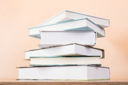 西班牙巴塞罗那大学国际硕士学制学费