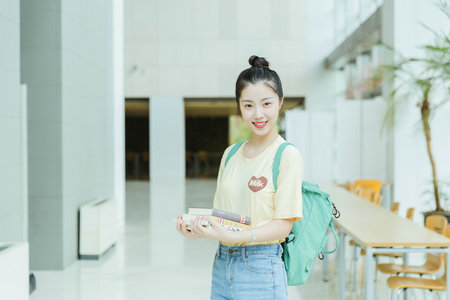 南京审计大学在职研究生学制学费