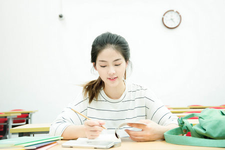 2026年法国南锡高等商学院国际硕士学制学费一览表