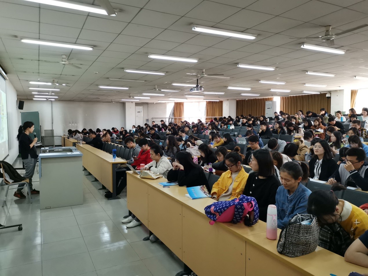首都经济贸易大学第六期研究生“三助”岗前培训圆满结束