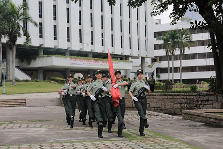 升旗仪式顺利举行图片01