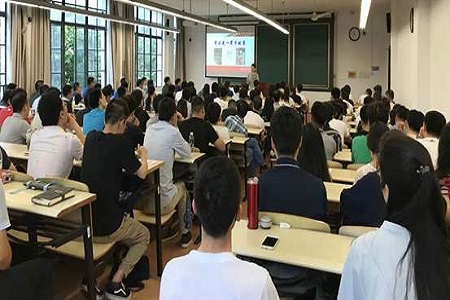 上海交大机械与动力工程学院2019级MEM研究生新生见面会03