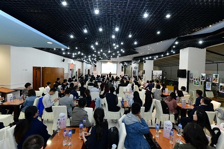 见面会进入尾声