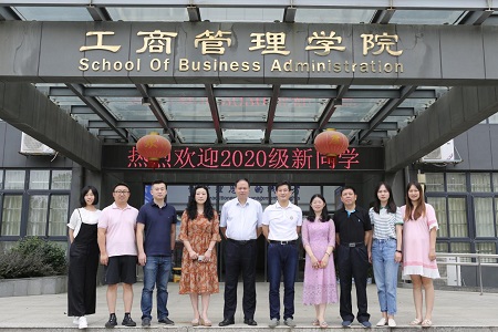 江西财经大学2020级MBA/EMBA新生报到工作顺利完成