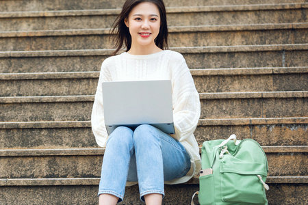 湖北师范大学光学工程在职研究生招生时间