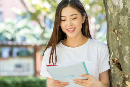 哈尔滨工业大学在职研究生需要转档案吗