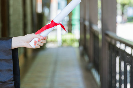 电子科学与技术在职研究生招生人群