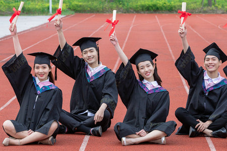 英国萨福克大学国际硕士报名及考试时间