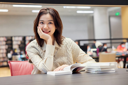 美国菲利普斯研究大学报名时间