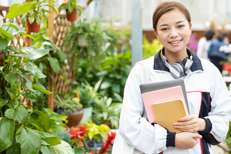 西安财经大学非全日制研究生过了线就能上吗